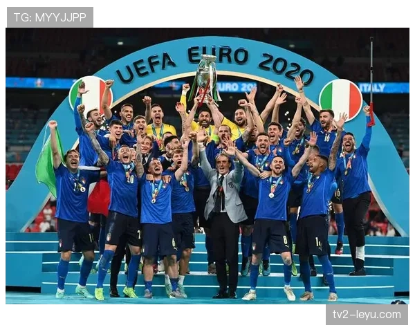 意大利勇夺欧洲杯冠军，时隔12年再登巅峰