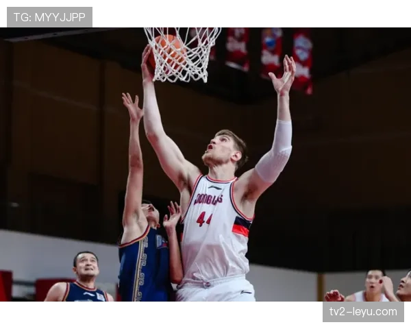 理查德森加盟新奥尔良，新赛季助力球队冲击季后赛