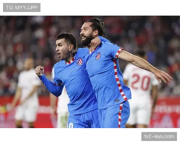 格拉纳达控球焕新,状态回升引关注 格拉纳达控球焕新,状态回升引关注